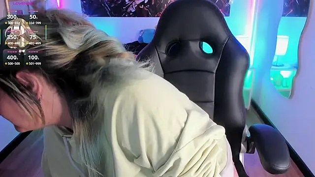 lucky-leah online show from 25, 11, 2025