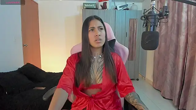 Snapshot of Kayla_foxxy chatting on 8, 2, 2025 Kayla foxxy online show from 8, 2, 2025