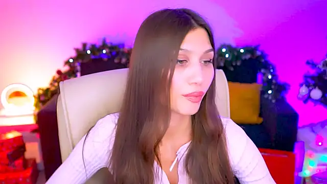 MollyPerry online show from 13, 12, 2024