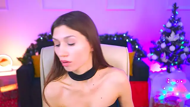 MollyPerry online show from 24, 12, 2024