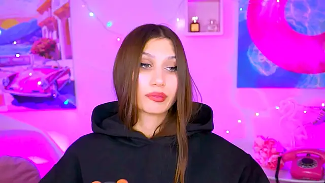 MollyPerry online show from 25, 12, 2024