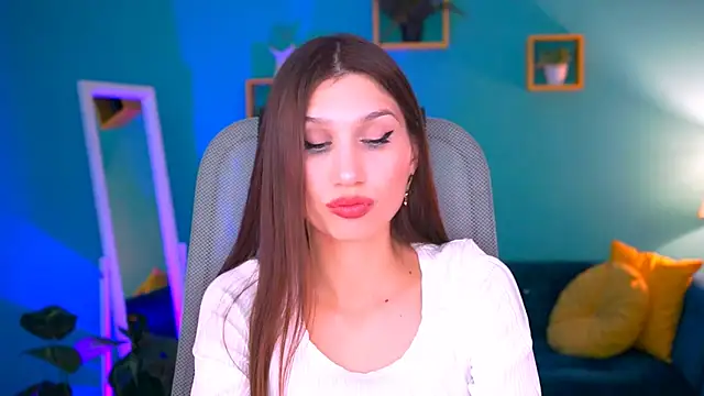 MollyPerry online show from 14, 2, 2025