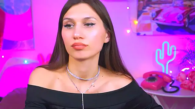 MollyPerry online show from 4, 3, 2025