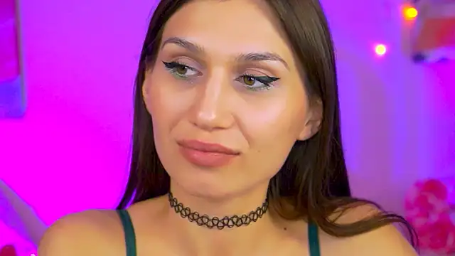 MollyPerry online show from 8, 3, 2025