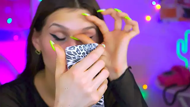 MollyPerry online show from 12, 3, 2025