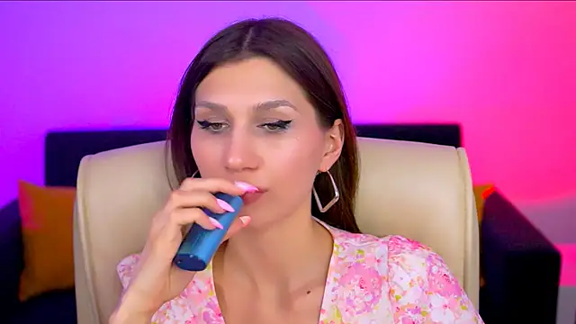 MollyPerry online show from 15, 3, 2025