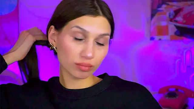 MollyPerry online show from 18, 3, 2025