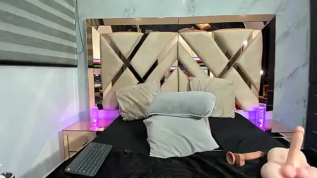 Susy wisee online show from 14, 2, 2025