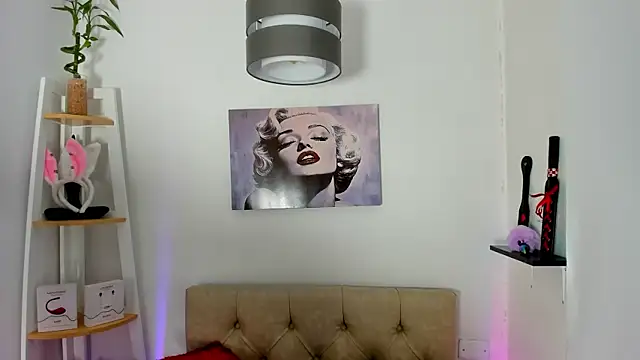 ginevra boobs online show from 9, 10, 2025