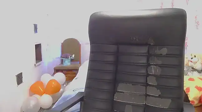 Snapshot of KittyyLaBeauty chatting on 22, 1, 2025 KittyyLaBeauty online show from 22, 1, 2025