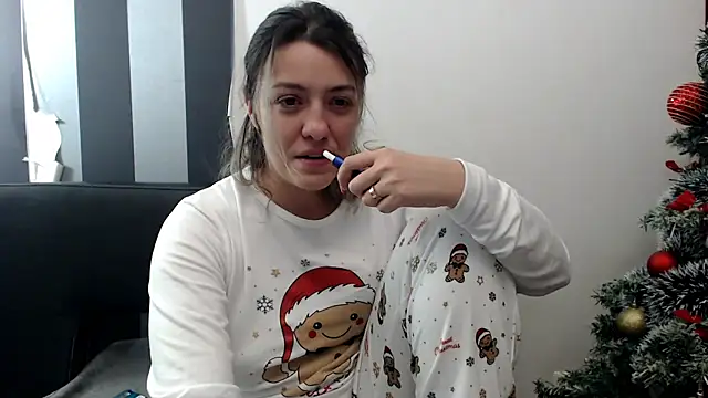 Dyana Kaylinn online show from 30, 12, 2024