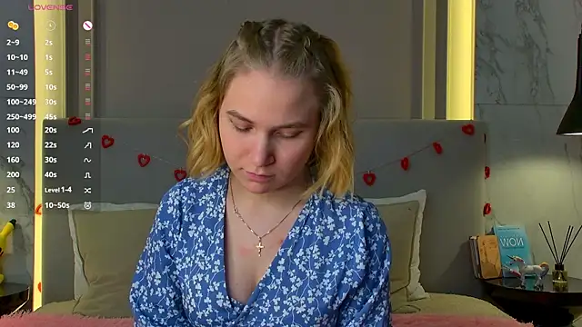 EllenaGreen online show from 1, 3, 2025