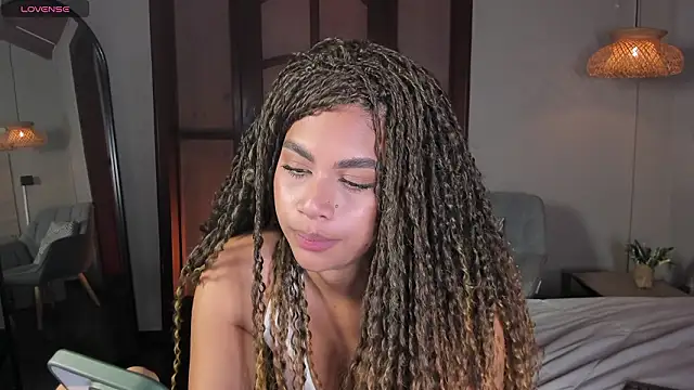 nayah   online show from 14, 3, 2026