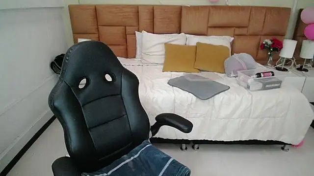  Natalie18 online show from 9, 2, 2025