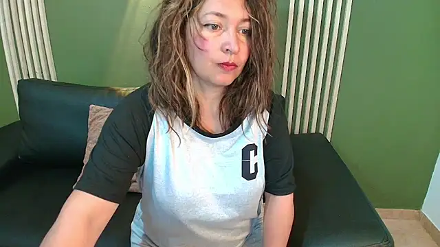 Devil Sara online show from 22, 10, 2025