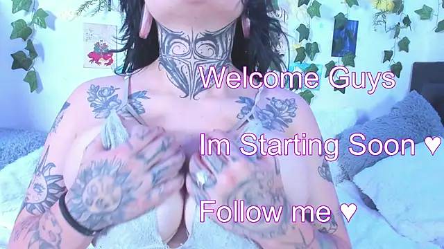 Snapshot of Dianne_Golden chatting on 7, 12, 2024 Dianne Golden online show from 7, 12, 2024