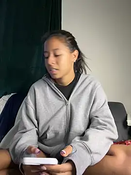 VanessaBling online show from 6, 1, 2025