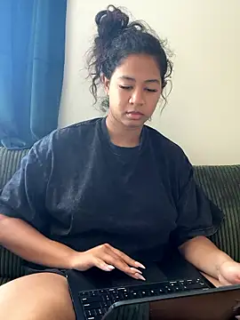 Snapshot of VanessaBling chatting on 10, 1, 2026 VanessaBling online show from 10, 1, 2026