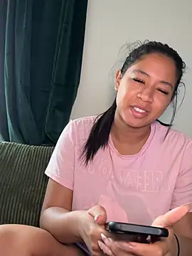 Snapshot of VanessaBling chatting on 3, 2, 2026 VanessaBling online show from 3, 2, 2026