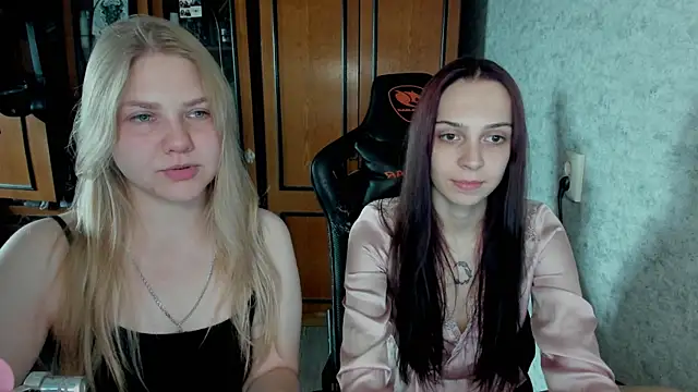 Snapshot of Rachel_Sharp chatting on 29, 9, 2025 Rachel Sharp online show from 29, 9, 2025