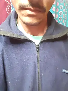 Snapshot of Burhade-- chatting on 17, 12, 2025 Burhade-- online show from 17, 12, 2025