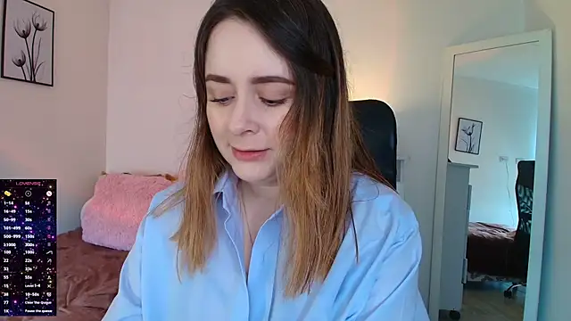 Snapshot of miss_seline chatting on 19, 9, 2025 miss seline online show from 19, 9, 2025