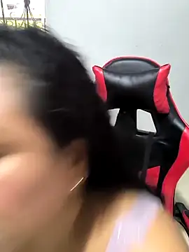 Francesca ferrari online show from 3, 4, 2026