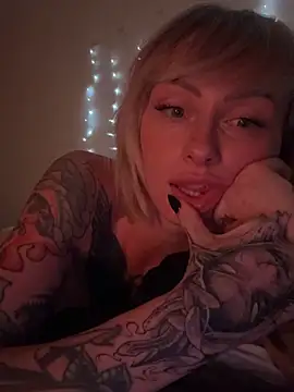 Snapshot of haileyhope_ chatting on 26, 10, 2025 haileyhope online show from 26, 10, 2025