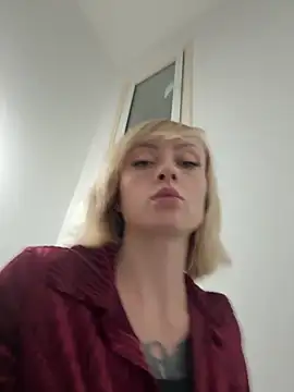 Snapshot of haileyhope_ chatting on 25, 11, 2025 haileyhope online show from 25, 11, 2025