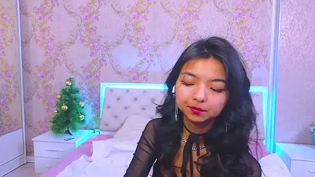 Shy Kira online show from 24, 12, 2024