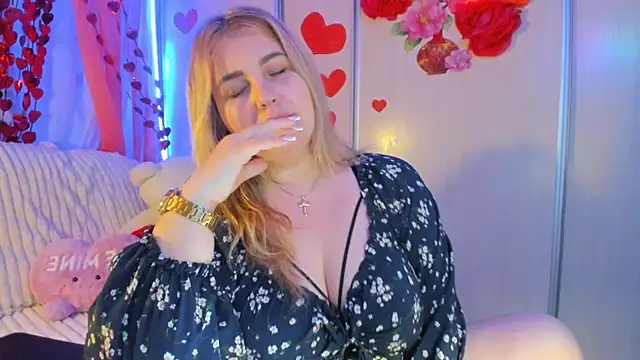 CoraSwon online show from 25, 2, 2025