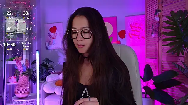 LanaBaker online show from 19, 4, 2026