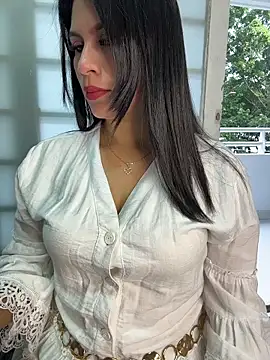 Sofia Convers online show from 1, 2, 2026