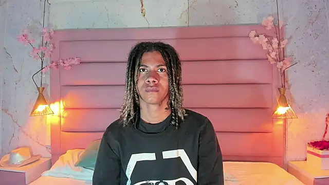 Snapshot of Maxim-Walker chatting on 29, 9, 2025 Maxim-Walker online show from 29, 9, 2025