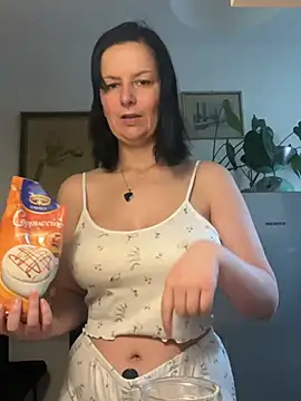 Off  Melonenmandy online show from 5, 5, 2026