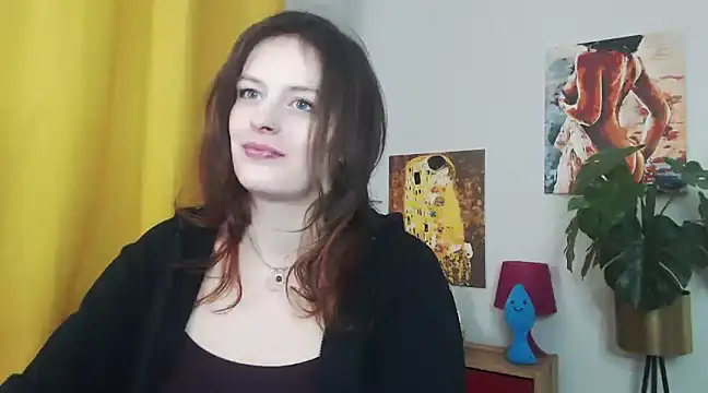 juicyNadine online show from 26, 2, 2025