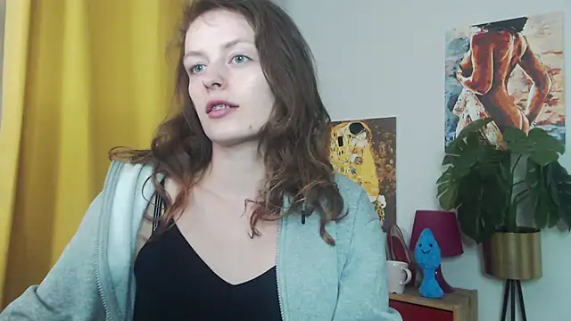 juicyNadine online show from 22, 9, 2025