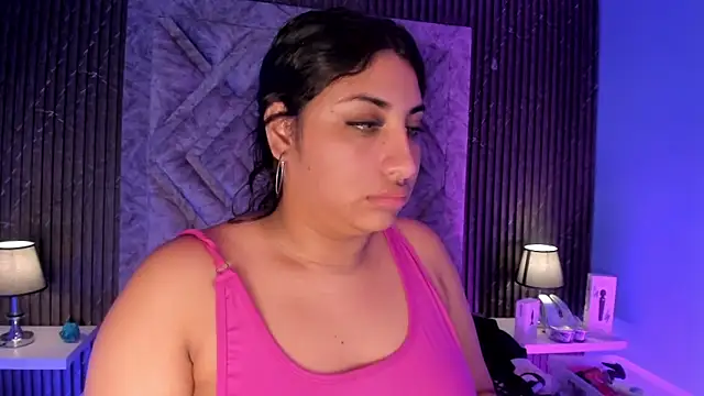 Snapshot of CANDYGABYY chatting on 13, 11, 2025 CANDYGABYY online show from 13, 11, 2025