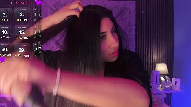 Snapshot of CANDYGABYY chatting on 16, 11, 2025 CANDYGABYY online show from 16, 11, 2025