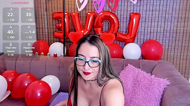 Snapshot of ariana_cross chatting on 14, 2, 2025 ariana cross online show from 14, 2, 2025