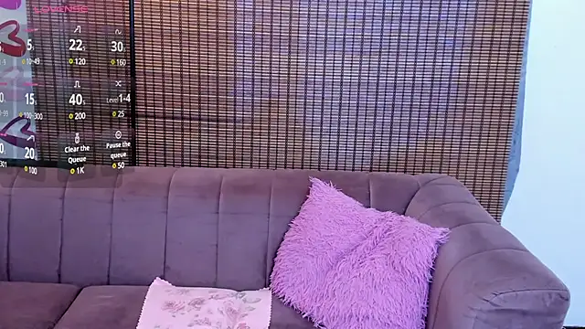 ariana cross online show from 1, 3, 2025