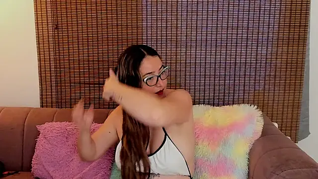 Snapshot of ariana_cross chatting on 13, 2, 2026 ariana cross online show from 13, 2, 2026