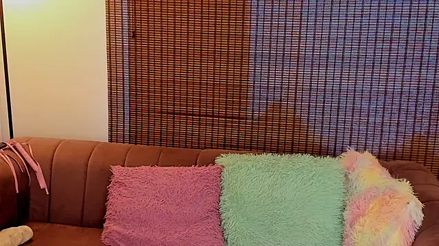 Snapshot of ariana_cross chatting on 22, 2, 2026 ariana cross online show from 22, 2, 2026