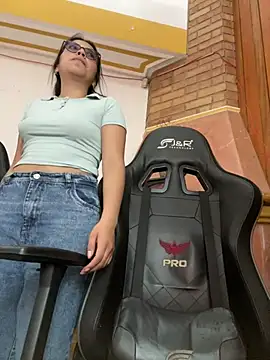 SaritaHot 69 online show from 10, 3, 2025