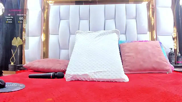 RileySweett online show from 15, 9, 2025