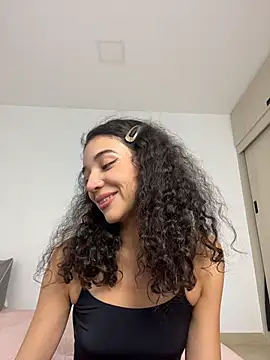 Snapshot of uniquerossie chatting on 21, 2, 2026 uniquerossie online show from 21, 2, 2026
