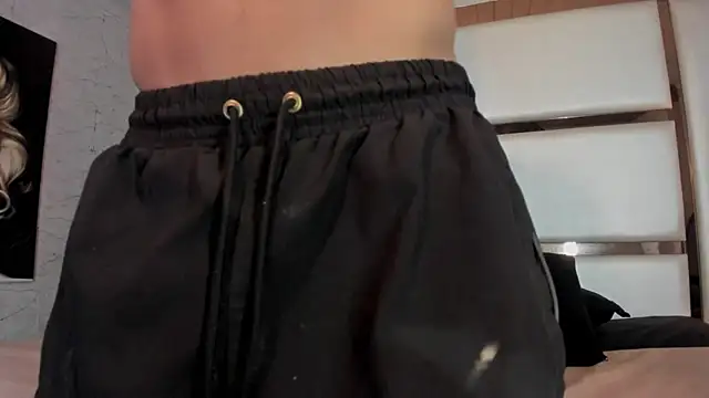 ALAN SANTHOS online show from 18, 10, 2025