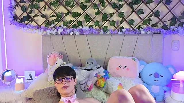 Baby Xian online show from 14, 12, 2024