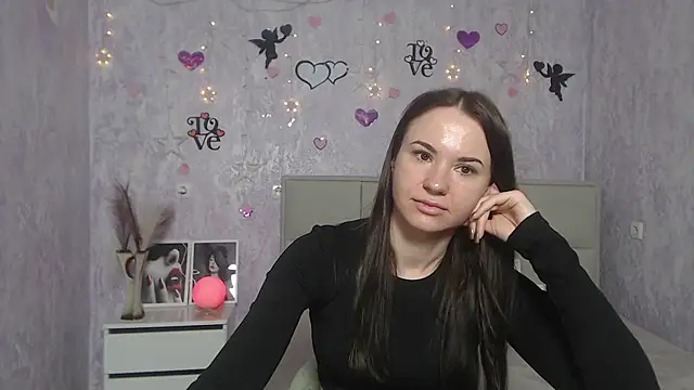 KaraCriegs online show from 9, 3, 2025