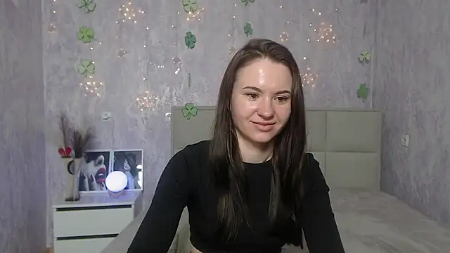 KaraCriegs online show from 15, 3, 2025